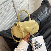 Women's Pu Leather Solid Color Elegant Fashion Soft Surface Square Magnetic Buckle Crossbody Bag Saddle Bag main image 1