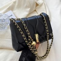 Women's Pu Leather Solid Color Lingge Fashion Chain Buckle Shoulder Bag Crossbody Bag sku image 3