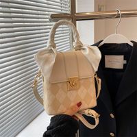 Women's Fashion Classic Style Solid Color Soft Surface Square Buckle Shoulder Bag Handbag Square Bag Pu Leather Shoulder Bags main image 3