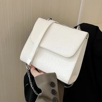 Frau Mode Klassischer Stil Einfarbig Weiche Oberfläche Kette Krokodil Quadrat Magnetschnalle Schultertasche Quadratische Tasche Pu-leder Schulter Taschen main image 3