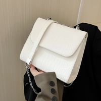 Women's Fashion Classic Style Solid Color Soft Surface Chain Crocodile Square Magnetic Buckle Shoulder Bag Square Bag Pu Leather Shoulder Bags main image 3