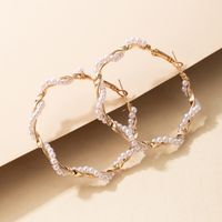 Fashion Alloy Geometric Pattern Earrings Artificial Pearl Hoop Earrings main image 1