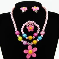 Children's Resin Necklace Bracelet 4 Pcs Set Rings Ear Studs Girls' Plastic Flower-shaped Set Wholesale main image 2