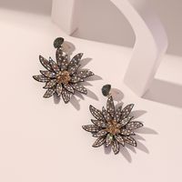 Fashion New Style Crystal Flowers Rhinestone Pendant Earrings sku image 3