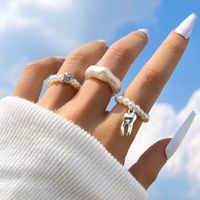 Wholesale Jewelry Simple Style Commute Teeth Imitation Pearl Beaded Charm Plating Rings main image 1