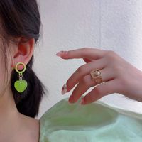 Mode Neue Grüne Herzförmige Sommer Legierung Ohrringe main image 2