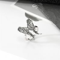 Fashion New Animal Wings Palm Geometric Resin Ring Jewelry sku image 3