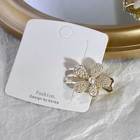 Sweet Flower Butterfly Bow Knot Alloy Pearl Plating Hair Clip sku image 1