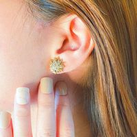 Fashion Snowflake Copper Ear Studs Inlay Zircon Copper Earrings main image 3