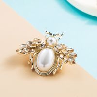 Fashion Colorful Butterfly Pearl Bee Brooch Cute Pin Corsage Dress Accessories sku image 2