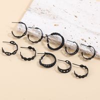 Retro C Shape Hollow Out Alloy Earrings main image 1