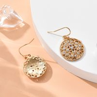 Fashion Round Alloy Hollow Out Inlay Rhinestone Earrings main image 3