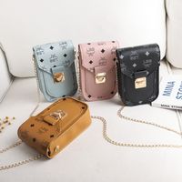 Cute Letter Printing Square Buckle Phone Wallet main image 2