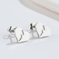 1 Pair Fashion Heart Shape Key Lightning Titanium Steel Plating Ear Studs sku image 4