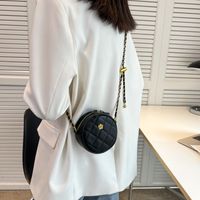 Fashion Solid Color Round Zipper Chain Bag sku image 1