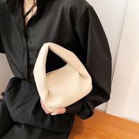 Women's Pu Leather Solid Color Fashion Magnetic Buckle Handbag Crossbody Bag sku image 3