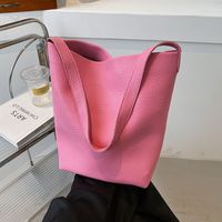 Streetwear Solid Color Magnetic Buckle Bucket Bag main image 4