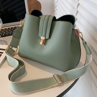 Basic Solid Color Metal Button Bucket Magnetic Buckle Bucket Bag main image 3