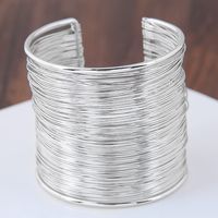 Exaggerated Round Alloy Braid Women's Bangle main image 3