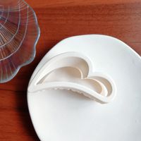 Fashion Heart Shape Plastic Resin Stoving Varnish Hair Claws 1 Piece sku image 1