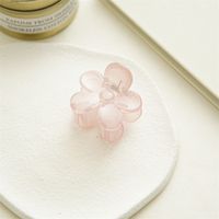 Sweet Solid Color Plastic Resin Flower Hair Claws 1 Piece sku image 2