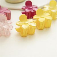 Sweet Solid Color Plastic Resin Flower Hair Claws 1 Piece main image 4