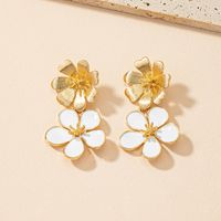 Retro Flower Alloy Stoving Varnish Drop Earrings main image 4