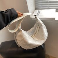 Fashion Solid Color Dumpling-shaped Zipper Underarm Bag main image 1