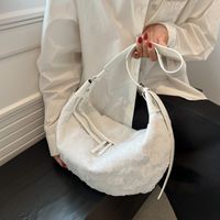 Fashion Solid Color Dumpling-shaped Zipper Underarm Bag main image 2