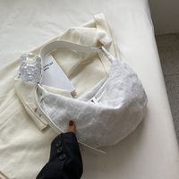 Fashion Solid Color Dumpling-shaped Zipper Underarm Bag sku image 1