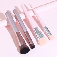 Fashion Seamless Concealer Oblique Round Head Powder Brush Makeup Tools main image 5