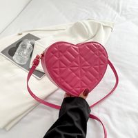 Fashion Heart Shape Quilted Heart-shaped Zipper Shoulder Bag main image 2