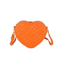 Fashion Heart Shape Quilted Heart-shaped Zipper Shoulder Bag sku image 1