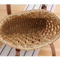New One-shoulder Hand-woven Summer Beach Bag Fashion Color Contrast Straw Bag main image 2