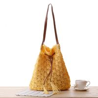 Fashion Simple Tassel Handmade Straw Woven Bucket Bag Women sku image 1