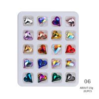 Grenz Überschreitende Maniküre Liebes Diamant Kristall Phantom Diamant Speziell Geformter Kleiner Affe Mit Dem Gleichen Champagner Pfirsich Herz Diamant Schmuck Großhandel sku image 6