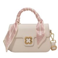 Bolso Cruzado De Cuero De Pu Con Cadena De Cinta Patrón De Flores Cuadradas De Moda sku image 1