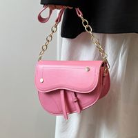 Trendy Solid Color Chain Strap Small Size Pu Leather Underarm Saddle Bag main image 4