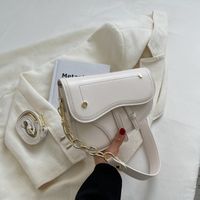 Trendy Solid Color Chain Strap Small Size Pu Leather Underarm Saddle Bag sku image 1
