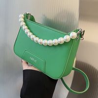 Women 2022 New Fashion Pearl Chain Portable Shoulder Messenger Bag main image 3