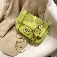 Summer 2022 New Style Solid Color Rhombus Pattern Chain Shoulder Small Square Bag main image 3