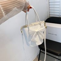 2022 New Fashion Solid Color Bow Portable Shoulder Crossbody Bucket Bag main image 3