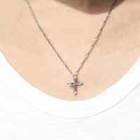 Simple Fashion White Zircon Cross Pendant Copper Necklace main image 5