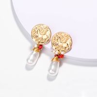 Ethnic Style Round Horse Alloy Inlaid Pearls Earrings 1 Pair main image 3