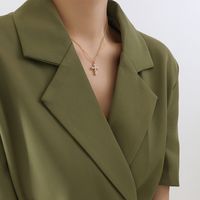 Frau Elegant Mode Kreuz Titan Stahl Künstliche Perlen Halskette Überzug Edelstahl Halsketten main image 1