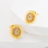 Solid Color Simple Artistic Rhinestone Inlaid Sunflower Ear Studs main image 1