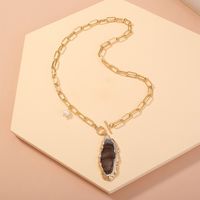 Retro Oval Alloy Pearl Plating Natural Stone Necklace main image 1
