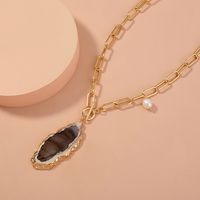Retro Oval Alloy Pearl Plating Natural Stone Necklace main image 2