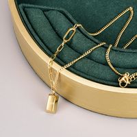Nuevo Estilo De Acero De Titanio 18k Chapado En Oro Pequeño Colgante Cuadrado Collar main image 1