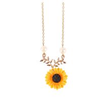 Frau Mode Sonnenblumen Legierung Halskette Mit Anhänger Eingelegte Perlen Künstliche Perlen Halsketten sku image 1